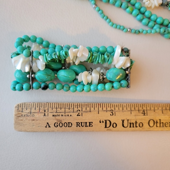Beaded Necklace & Bracelet Set ~ Turquoise & Mother of Pearl (Faux?) ~ Pretty! - Picture 15 of 16